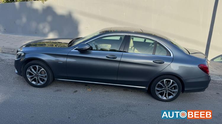 مرسيدس بنز C350e 2018