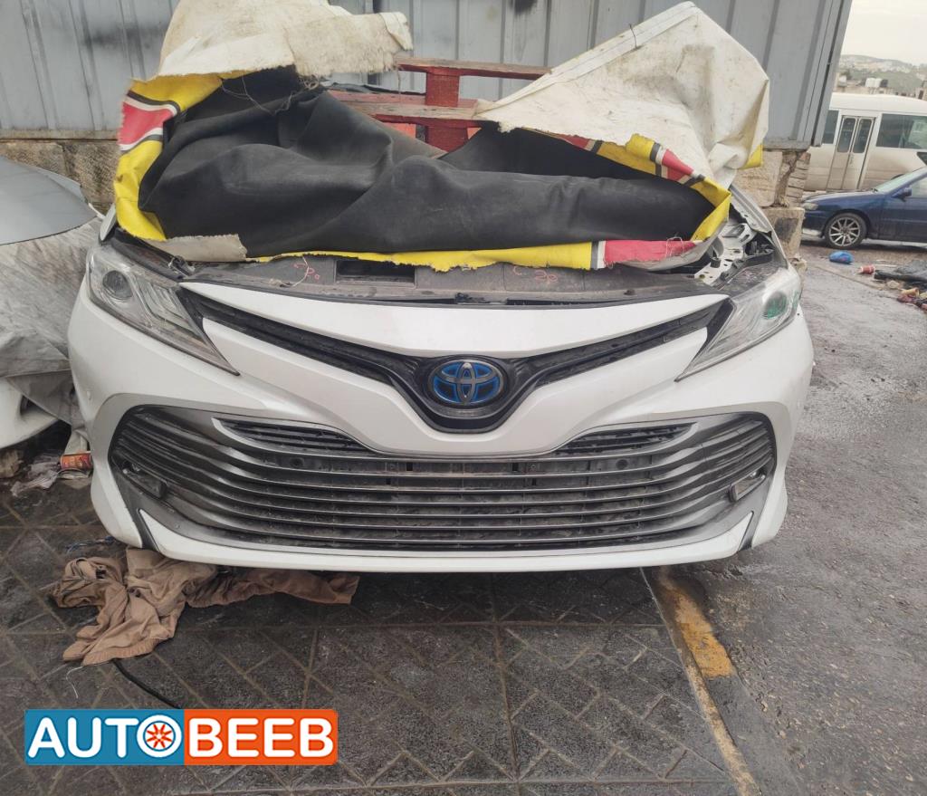 Body  Front clip Toyota Camry