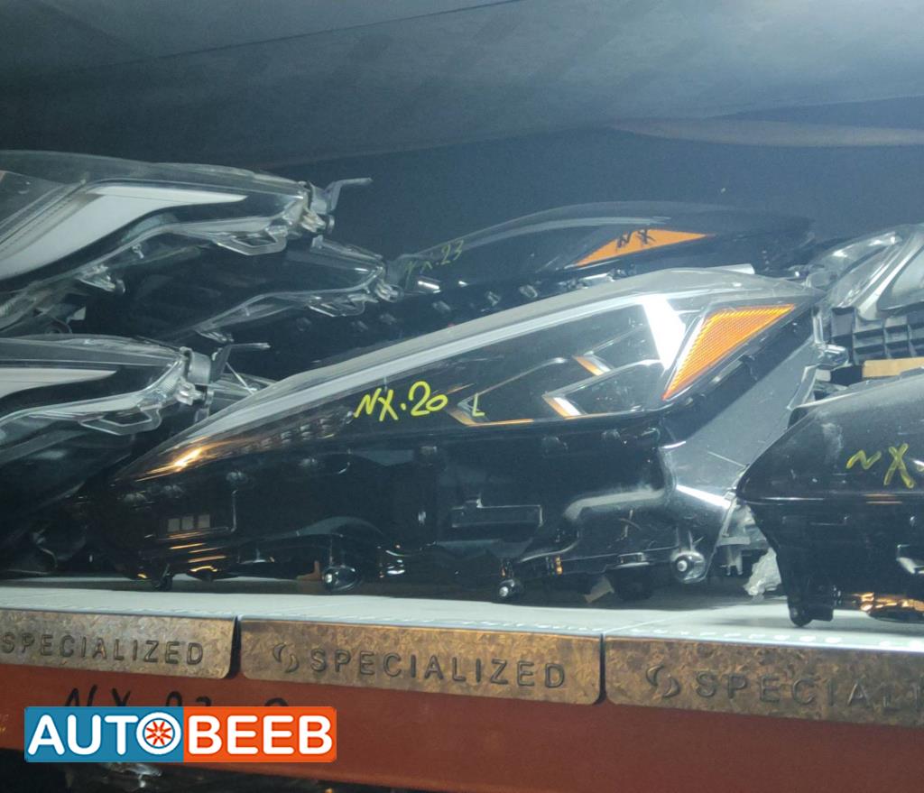 ضوء امامي يمين شمال لكزس NX200 2020 2021