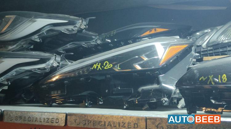 ضوء امامي يمين شمال لكزس NX200 2020 2021