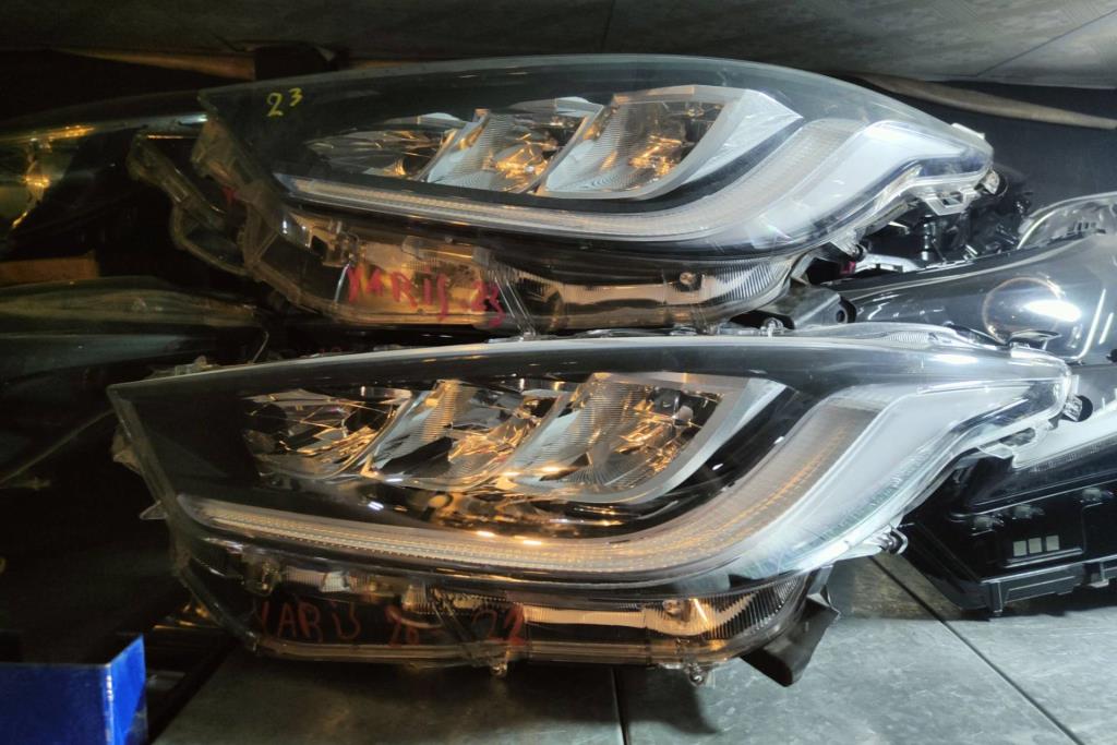 Lights Front light Toyota Yaris