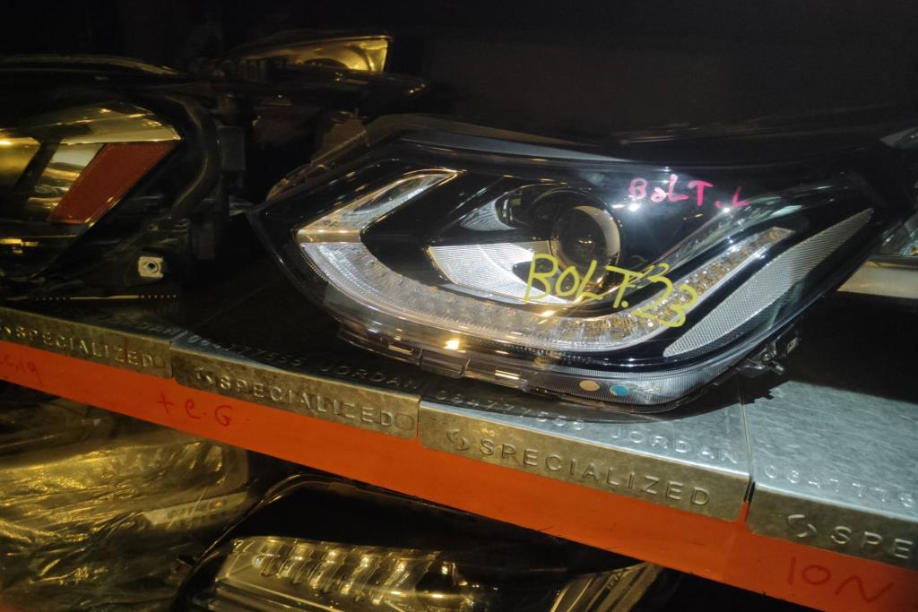 Lights Front light Chevrolet Bolt