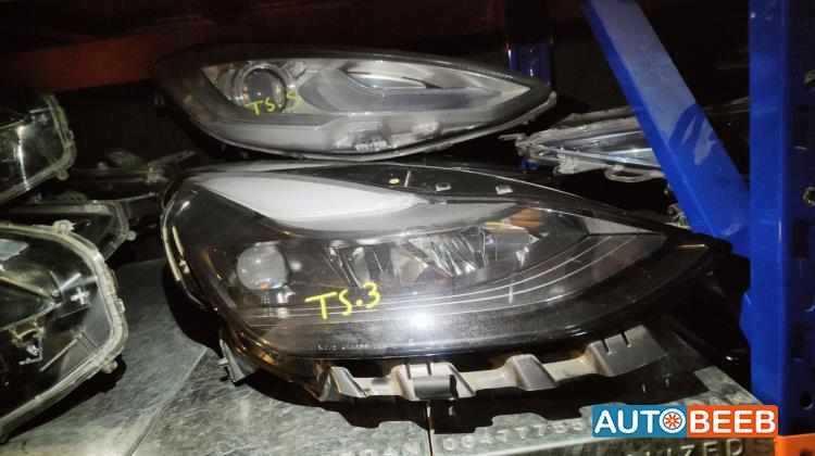 Lights Front light Tesla 3