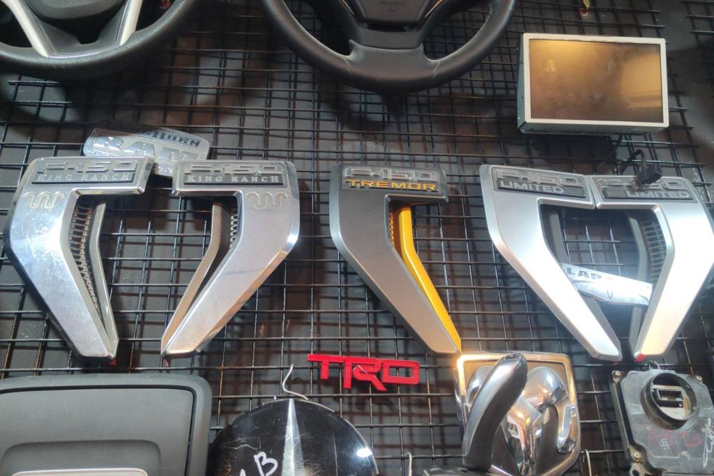 Body  Emblems Ford F-150