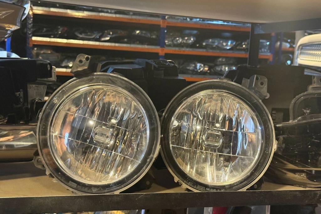 ضوء امامي يمين شمال جيب جلاديتور 2019 2020 2021