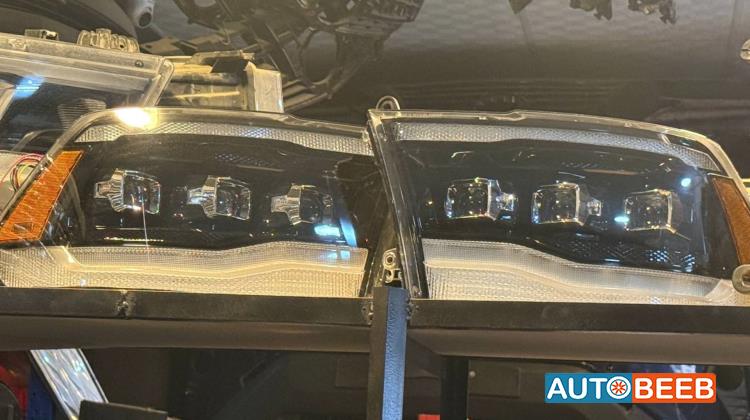 Lights Front light Dodge RAM