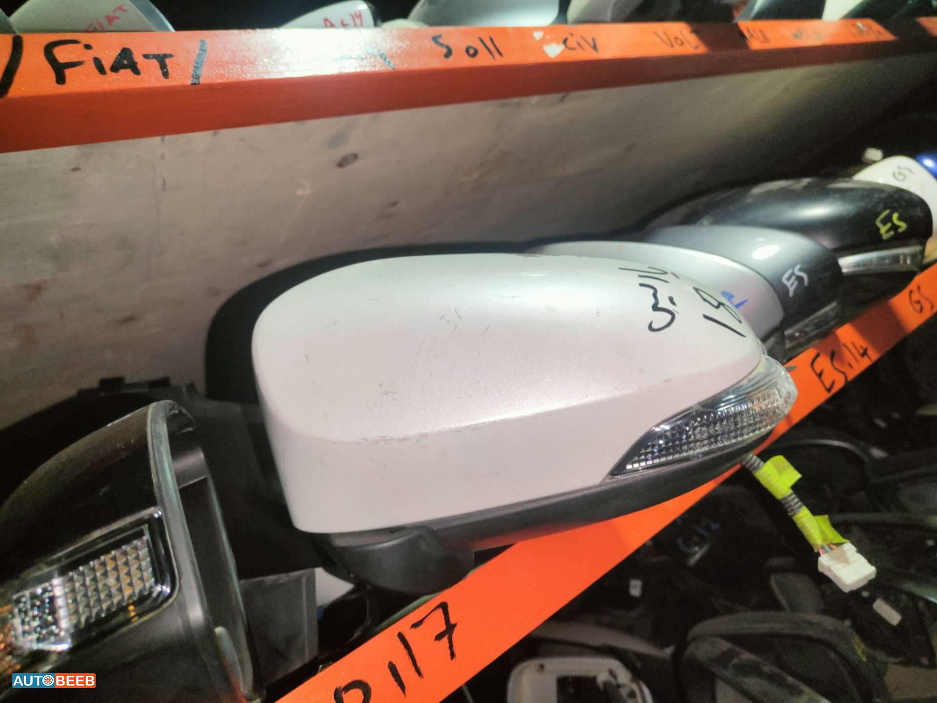 Body  Wing Mirror Toyota Yaris