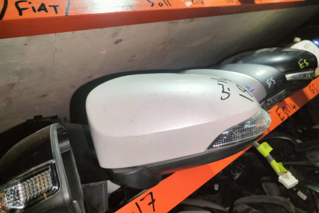 Body  Wing Mirror Toyota Yaris