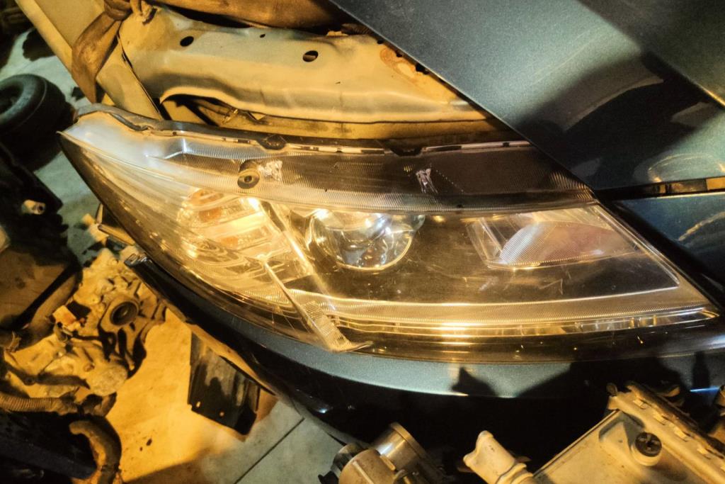 ضوء امامي يمين هوندا cr z 2012 2013 2014