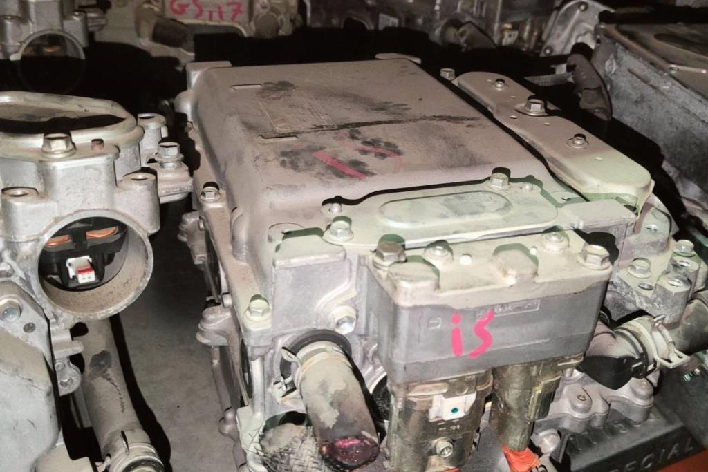 انفيرتير لكزس is300 2015 2016