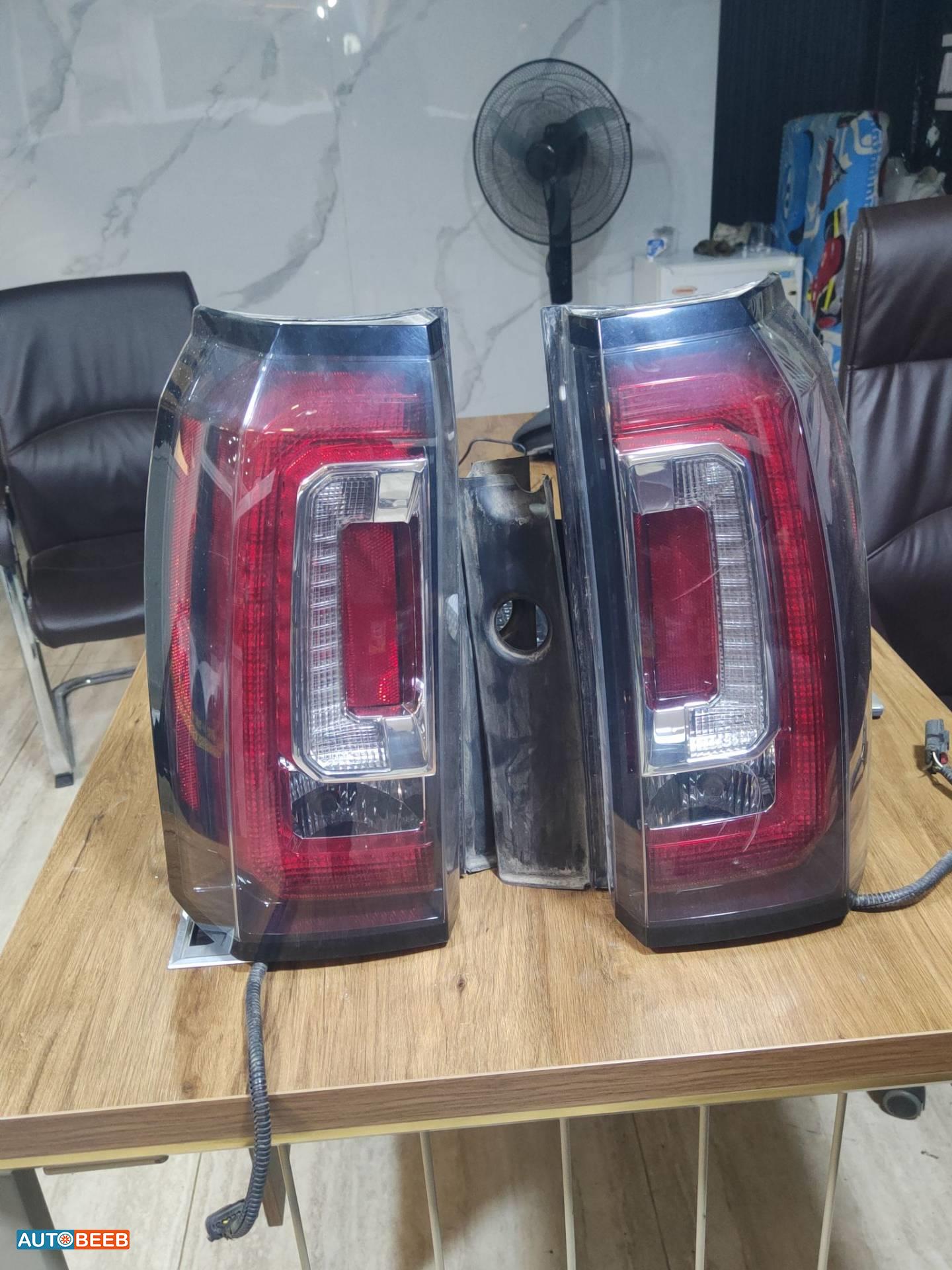 ضوء خلفي يمين شمال جي ام سي يوكن 2018 2019