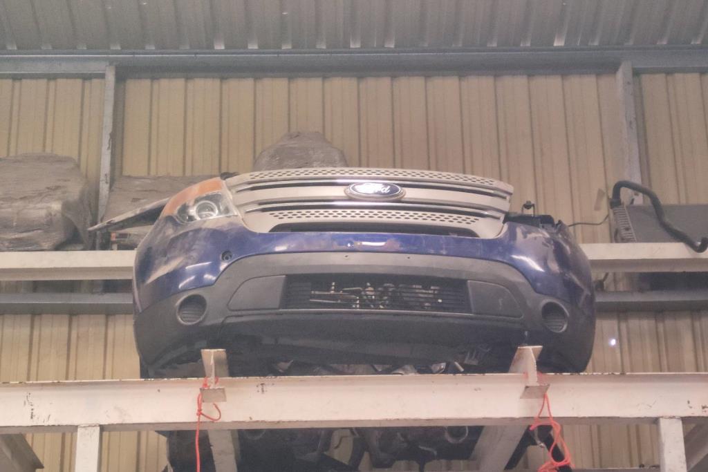 Body  Bumper Ford Explorer