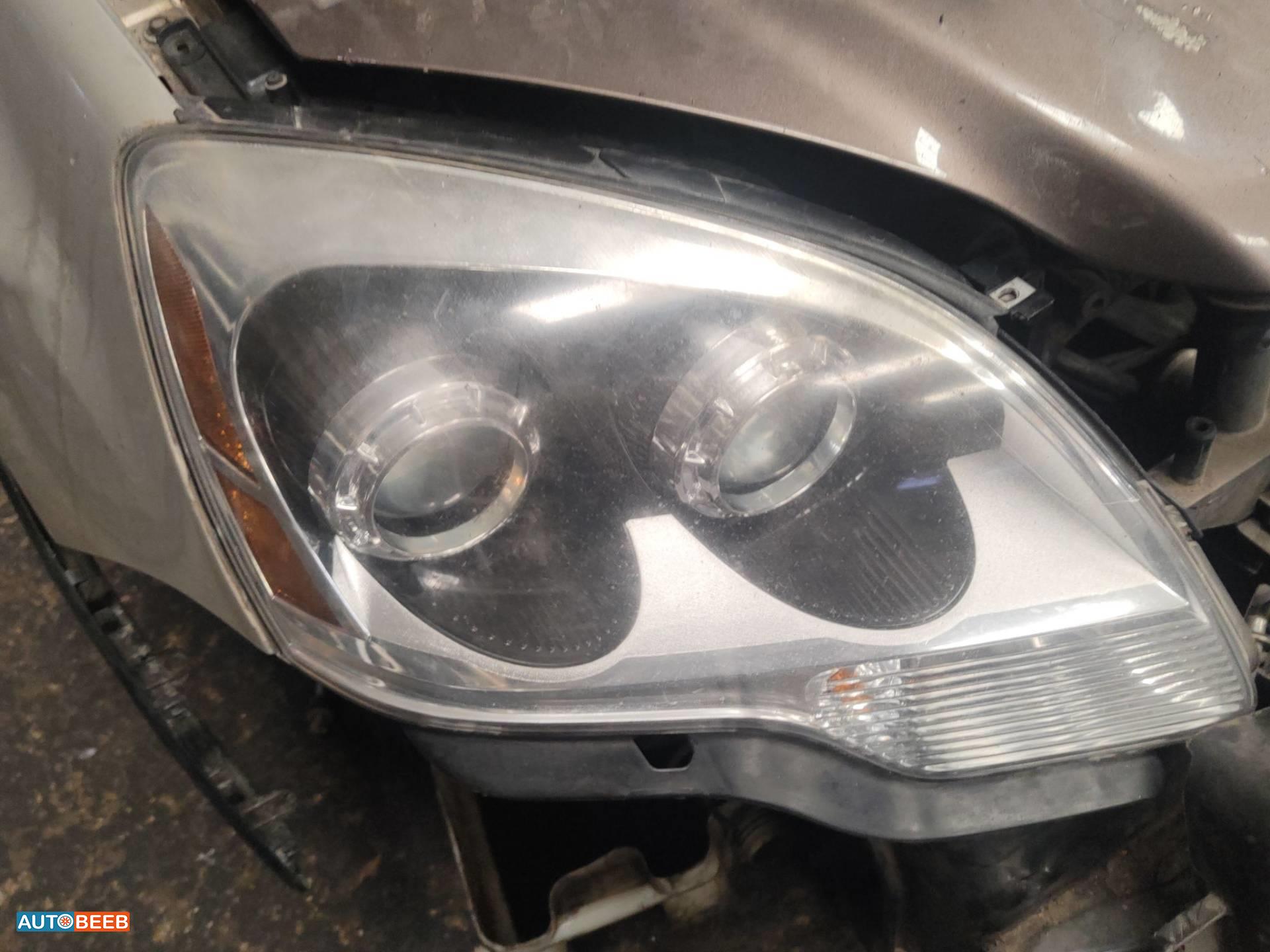 ضوء امامي يمين جي ام سي اكاديا 2007 2008 2009 2010