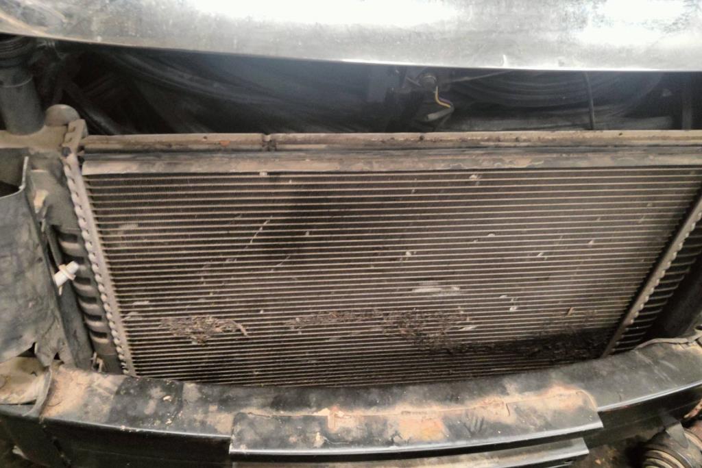 روديتر ماء جي ام سي اكاديا 2007 2008 2009 2010