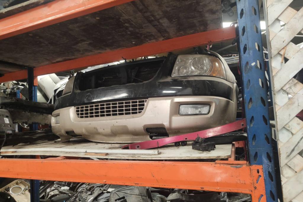 واجهة أمامية طمبون اضوية يمين شمال فورد اكسبيديشن 2004 2005