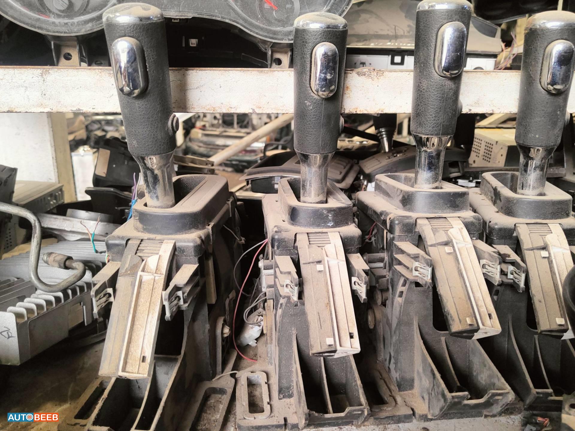 يد غيارات فورد اكسبلورر 2007 2008