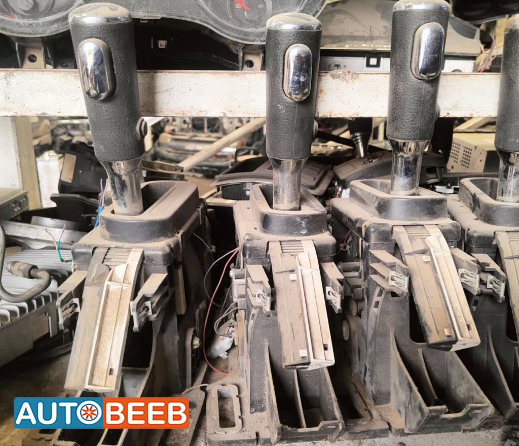 Cabin  Control buttons Ford Explorer