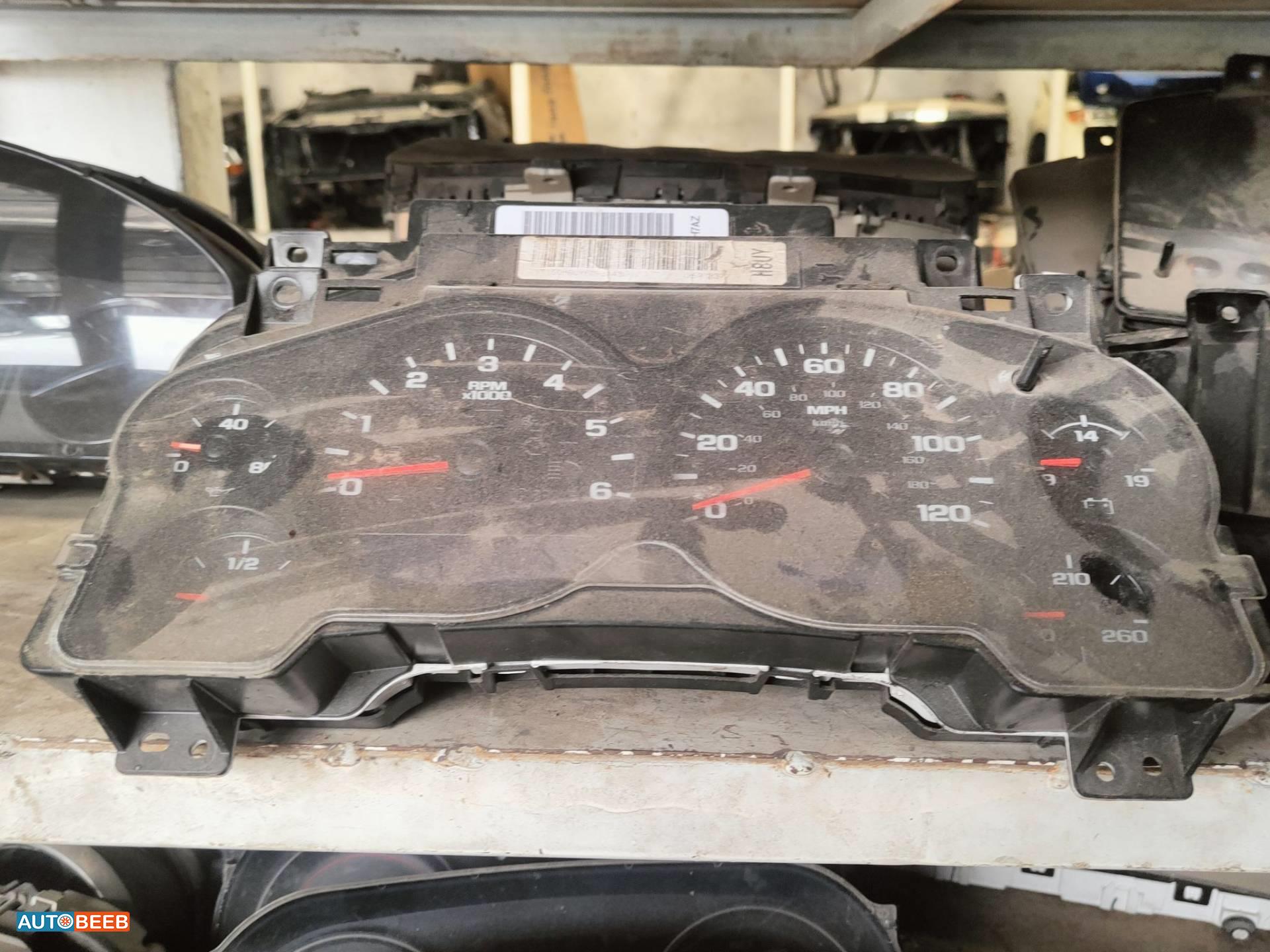 Cabin  Dashboard Chevrolet Silverado