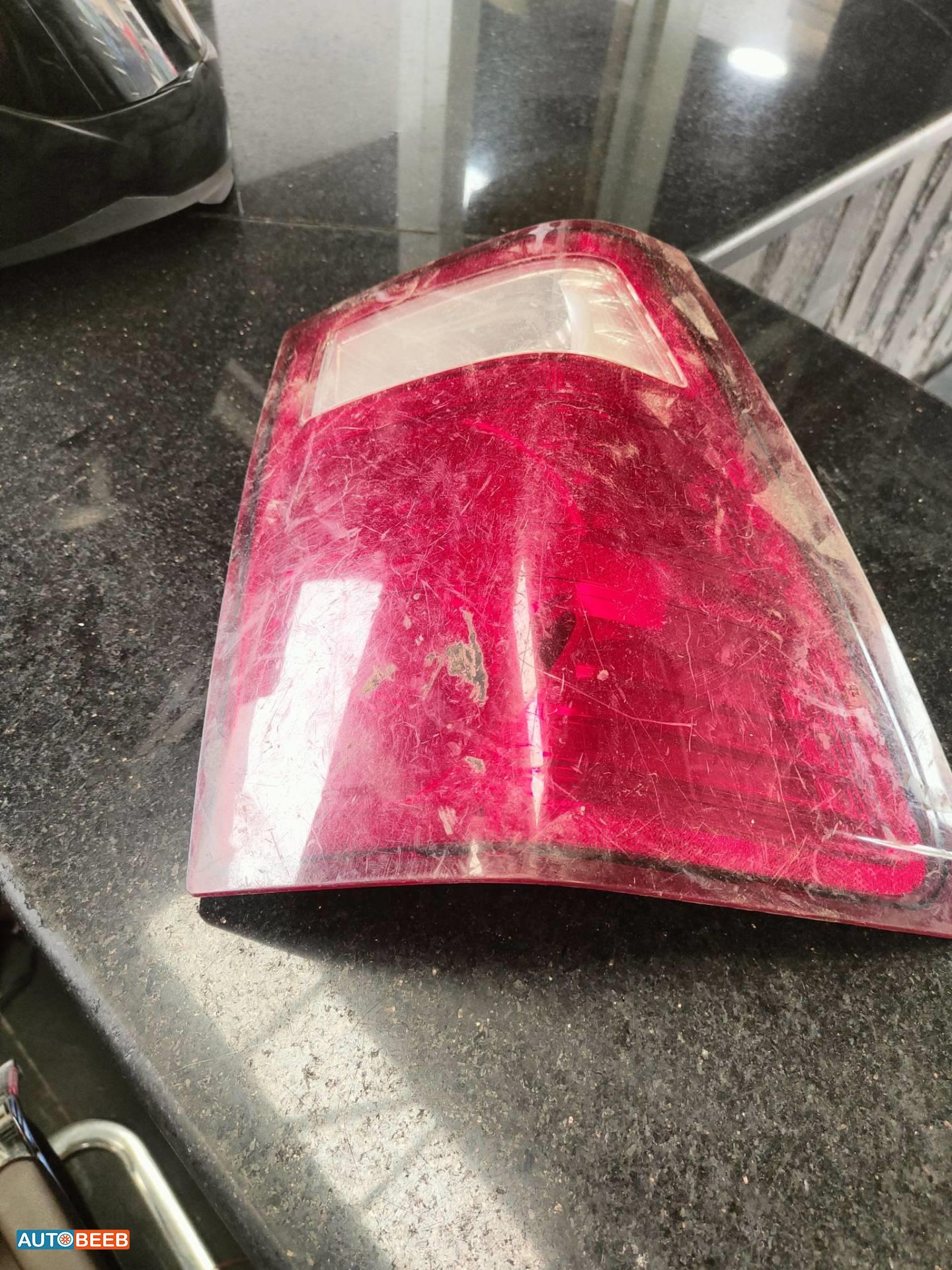 ضوء خلفي يمين شمال جيب جراند شيروكي 2007 2008