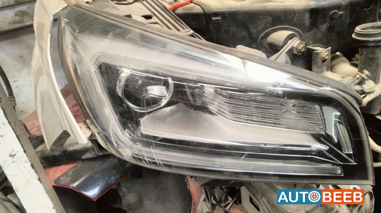 ضوء امامي يمين جي ام سي اكاديا 2019 2020