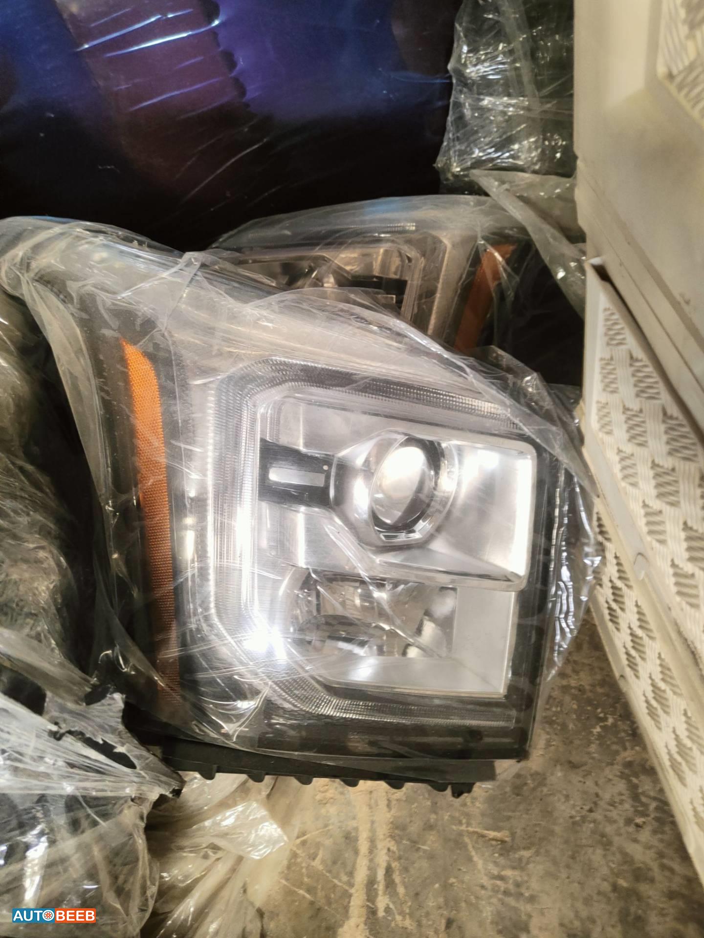 ضوء امامي يمين شمال جي ام سي يوكن دينالي 2015 2016 2017 2018 2019 2020