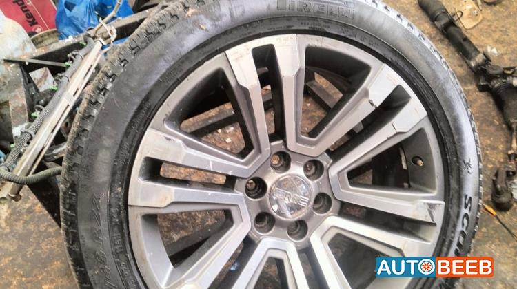 جنط مع كوشوك جي ام سي يوكن قياس 22