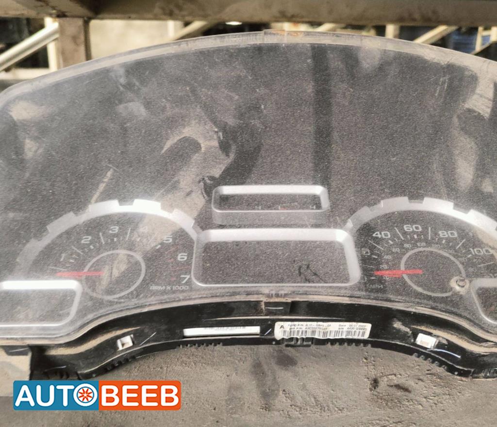 تابلوه ساعات فورد اكسبيديشن 2010