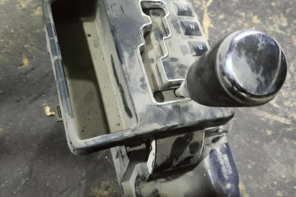 يد غيارات جيب كوماندر 2008 2009