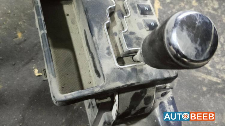 Cabin  Control buttons Jeep Commander