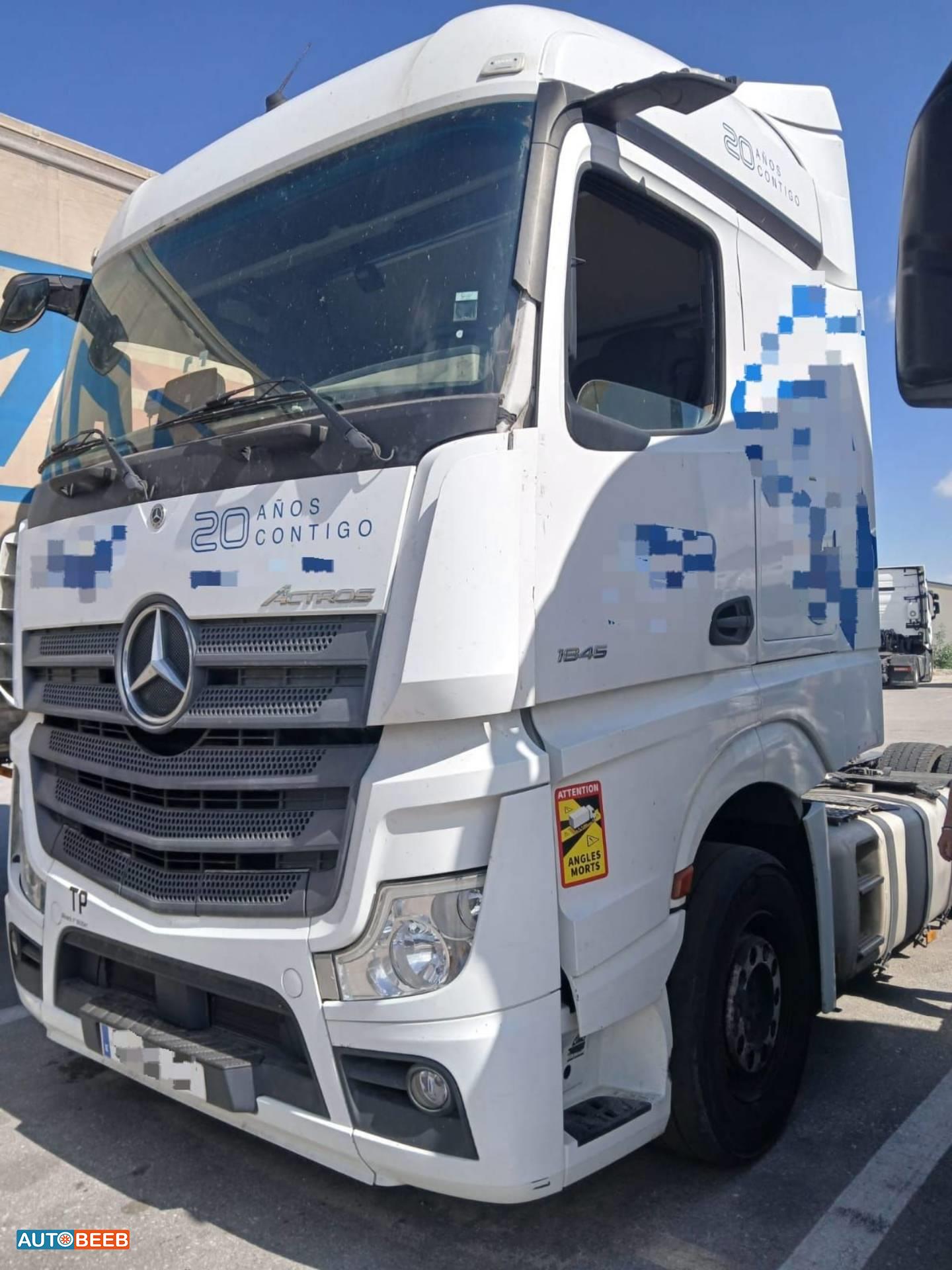 Tractor Unit Mercedes Benz 2020