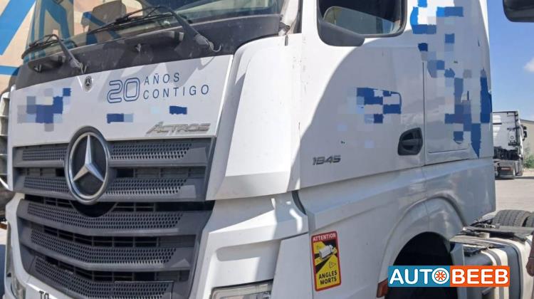 Tractor Unit Mercedes Benz 2020