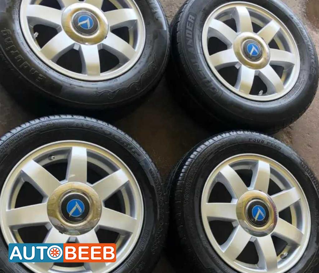 مطلوب جنطات كيا سبكترا الاصلي قياس ١٤ بدل راس براس 