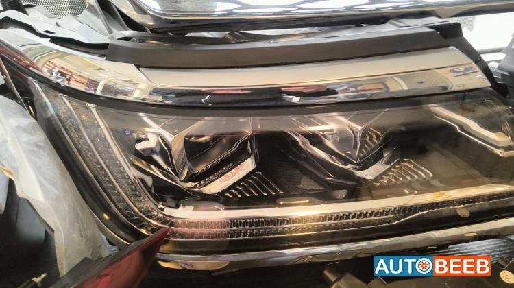 ضوء امامي يمين شمال ام جي Rx8 2022 2023