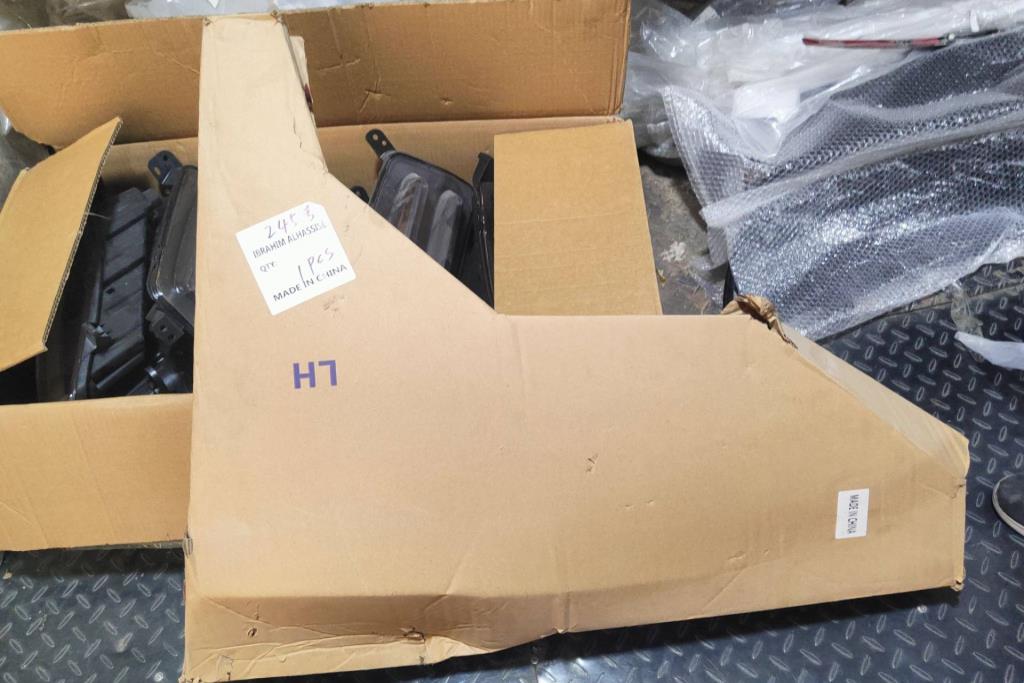 Body  Fenders  MG ZS