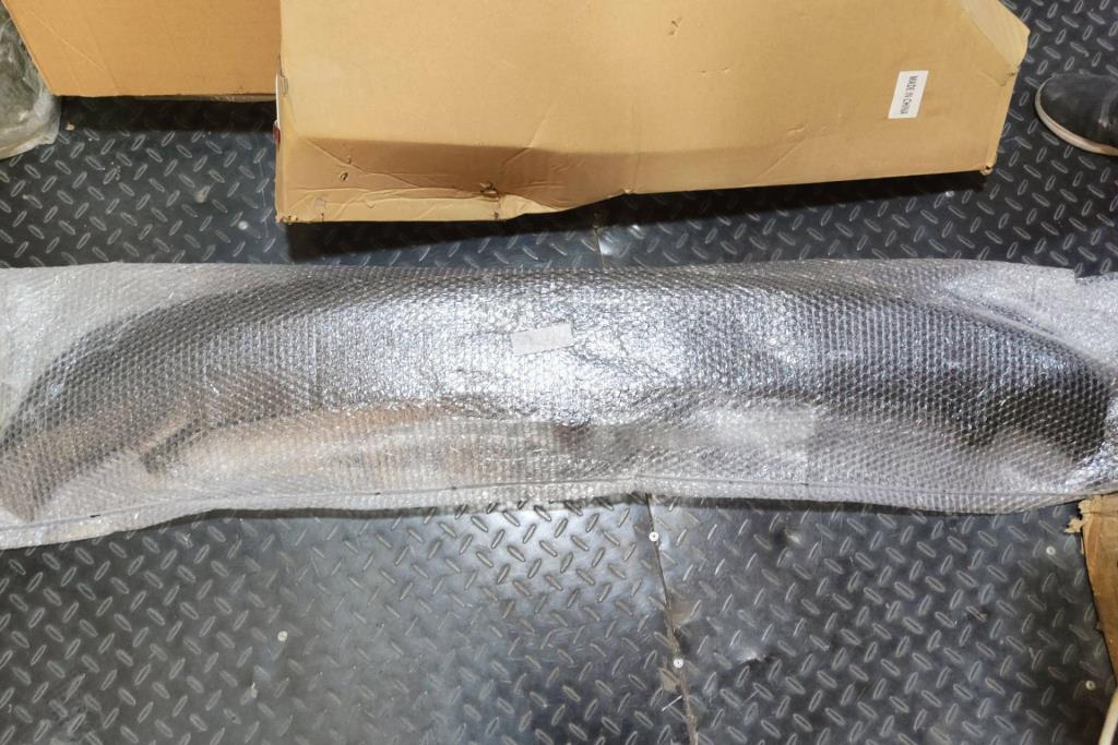 Body  Spoiler  CHANGAN Eado