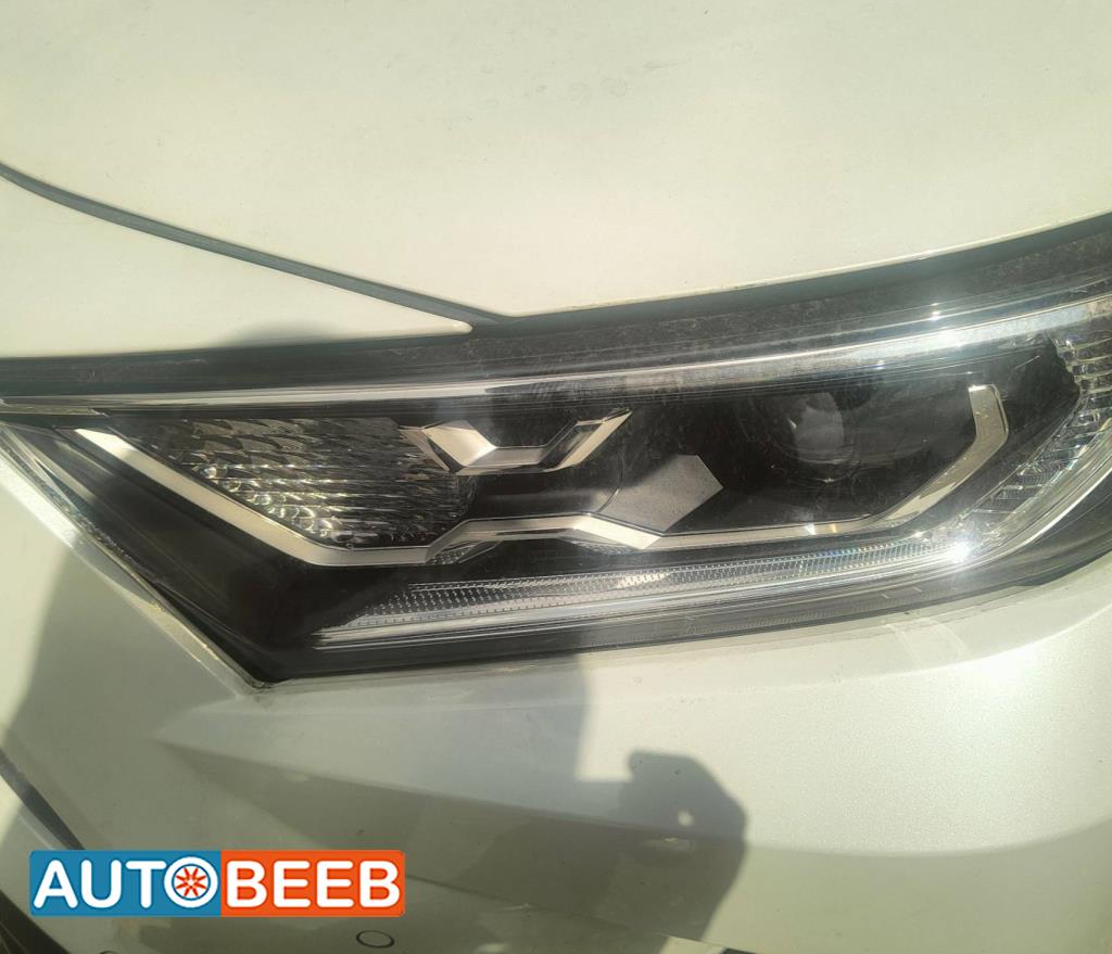Lights Front light Toyota RAV4