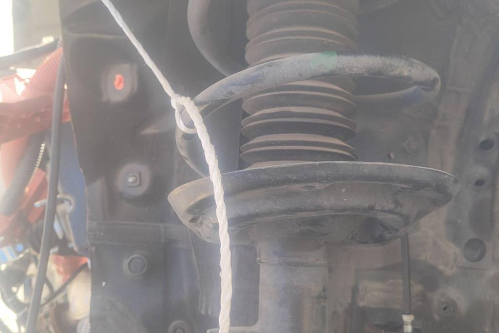  Shock Absorber Toyota RAV4