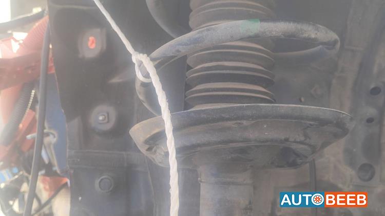  Shock Absorber Toyota RAV4