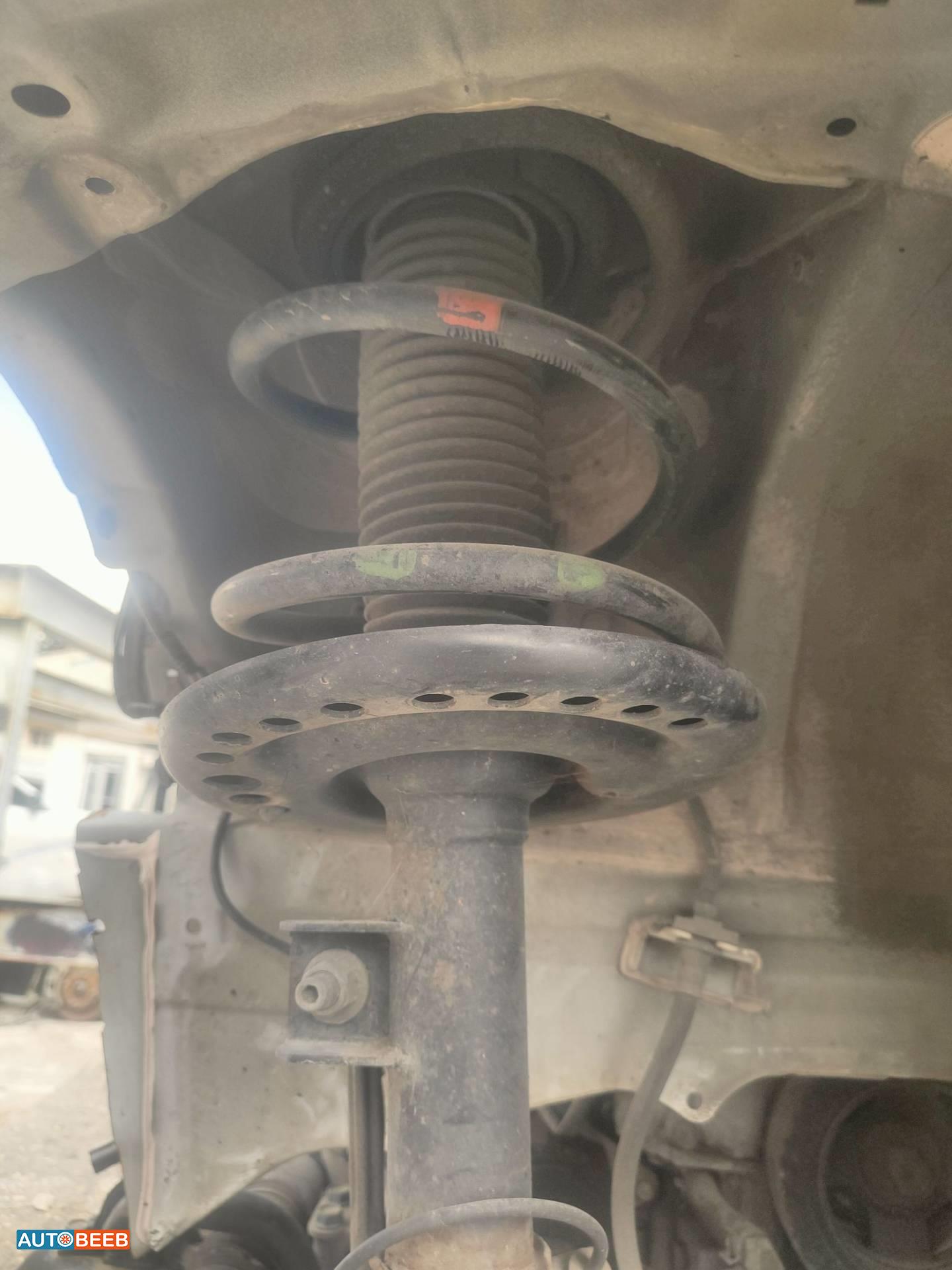  Shock Absorber Nissan Maxima