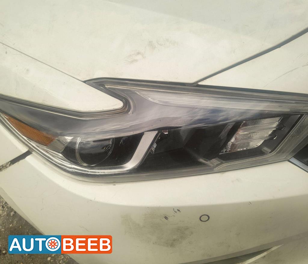 Lights Front light Nissan Maxima