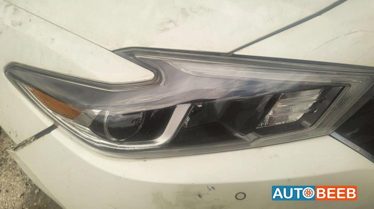 Lights Front light Nissan Maxima