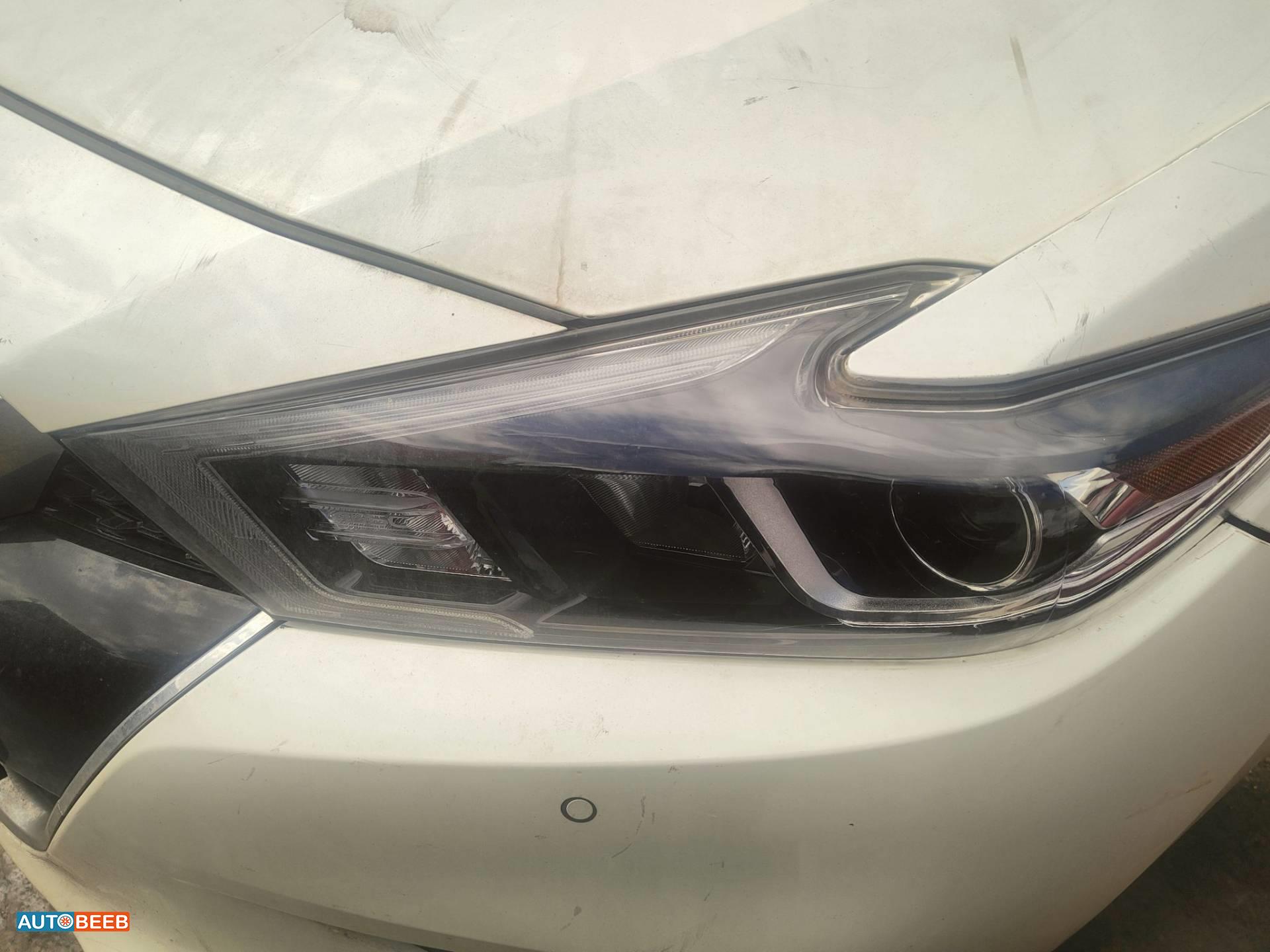 Lights Front light Nissan Maxima