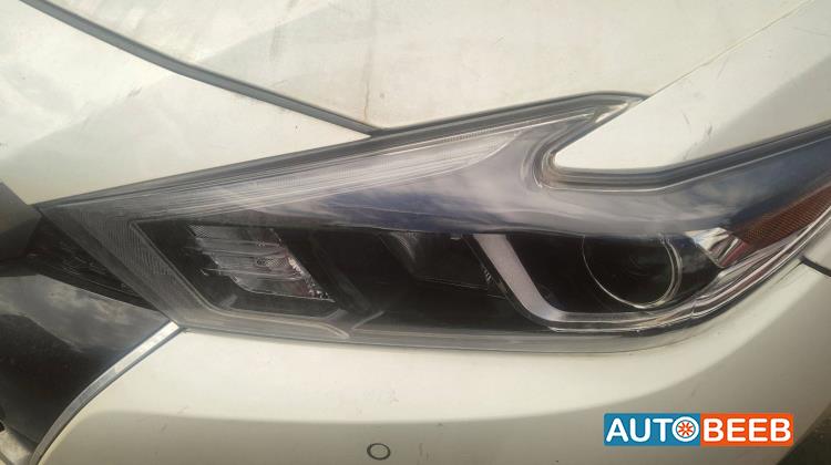 Lights Front light Nissan Maxima