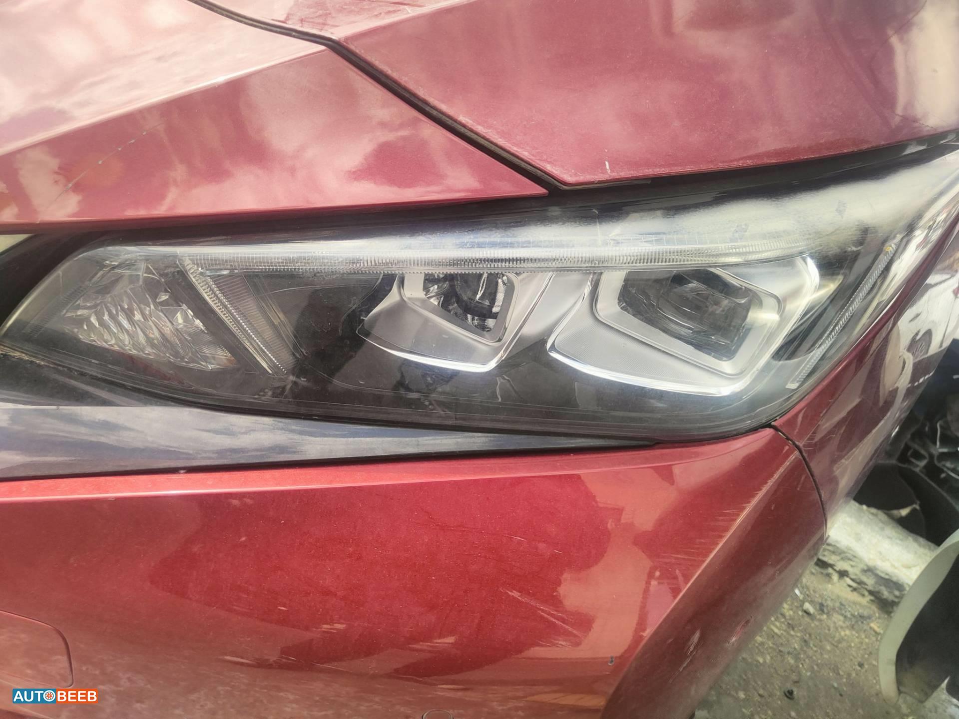 ضوء امامي شمال نيسان ليف 2020 2021 2022