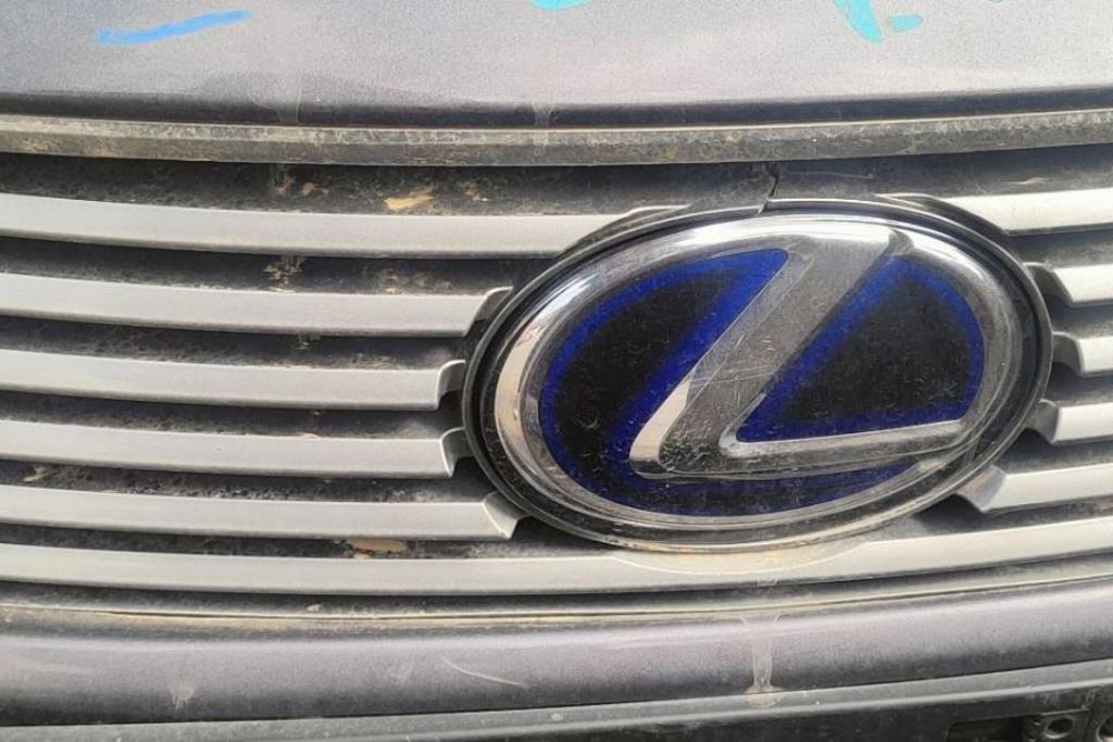 شل امامي لكزس es300 2013 2014