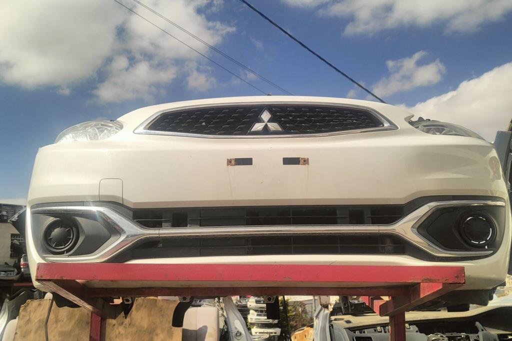 Body  Bumper Mitsubishi Mirage