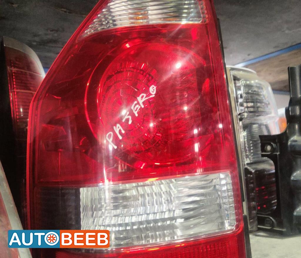 ضوء خلفي يمين شمال ميتسوبيشي باجيرو 2005 2006