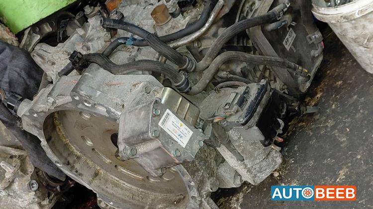 جير سوناتا هايبرد وكيا اويتما هايبرد 2015