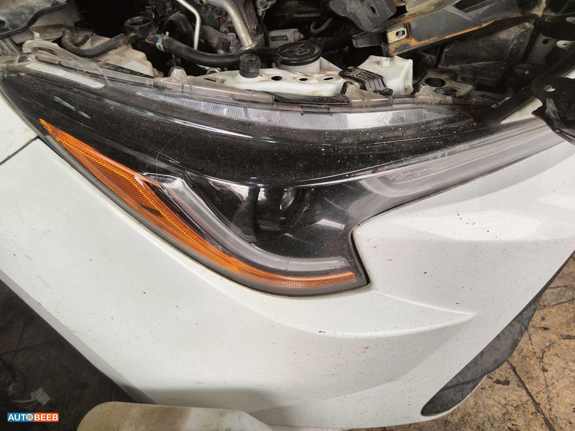 ضوء امامي يمين تويوتا كورولا 2020 2021 2022