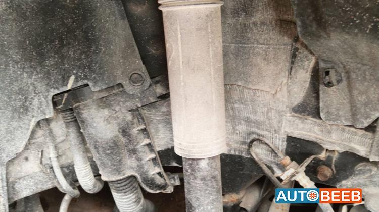 صنوبرص خلفي تويوتا فنزا 2022 2023